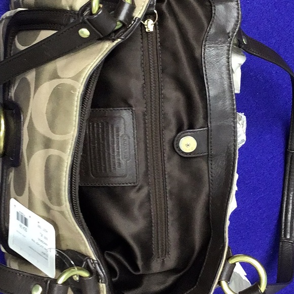 Coach handbag size large - Picture 3 of 5